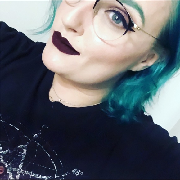 Meet your Posher, Aimee - Picture 1 of 1